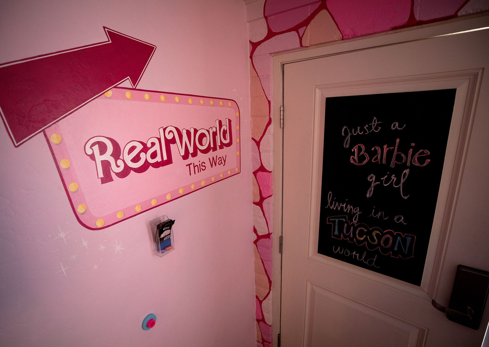 Tucson artist Noelle Mares paints Barbie room at Hotel McCoy