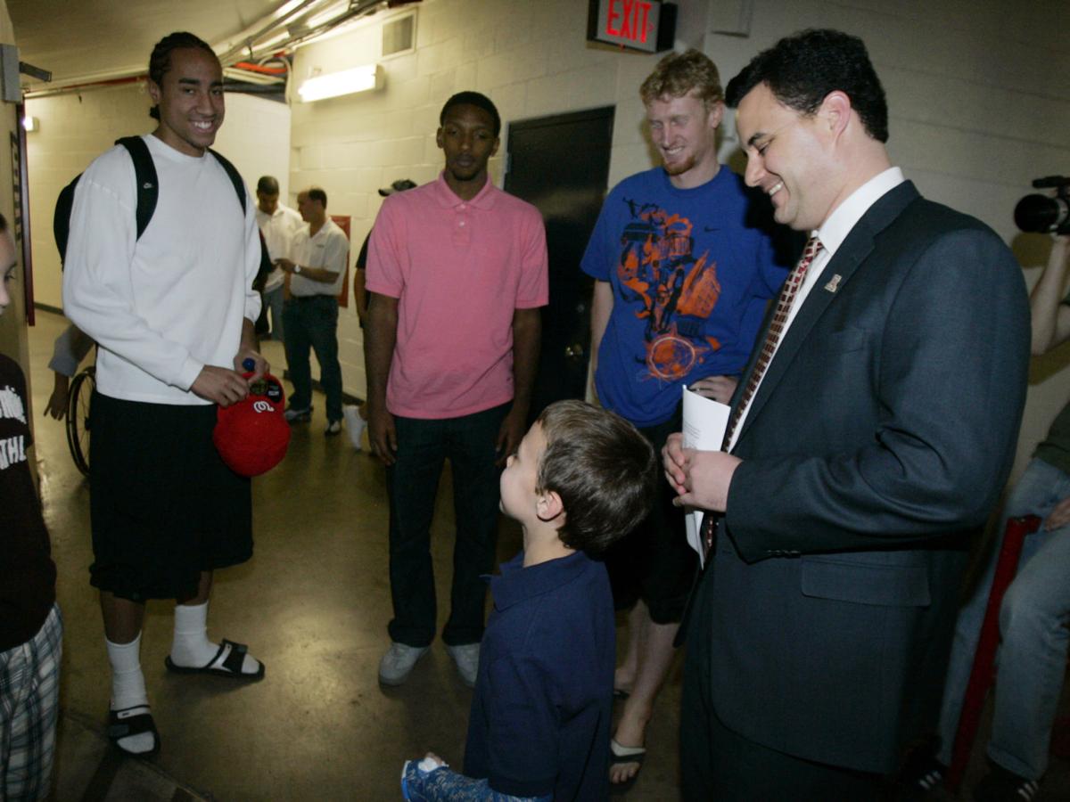 Photos Arizona Wildcats Basketball Coach Sean Miller Arizona