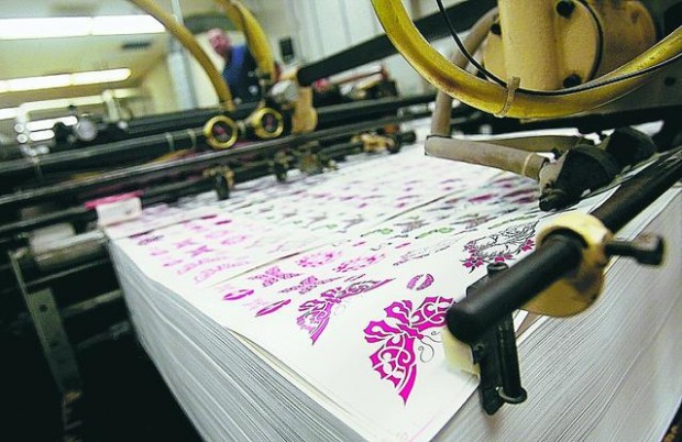 Temporary-tattoo firm thrives  