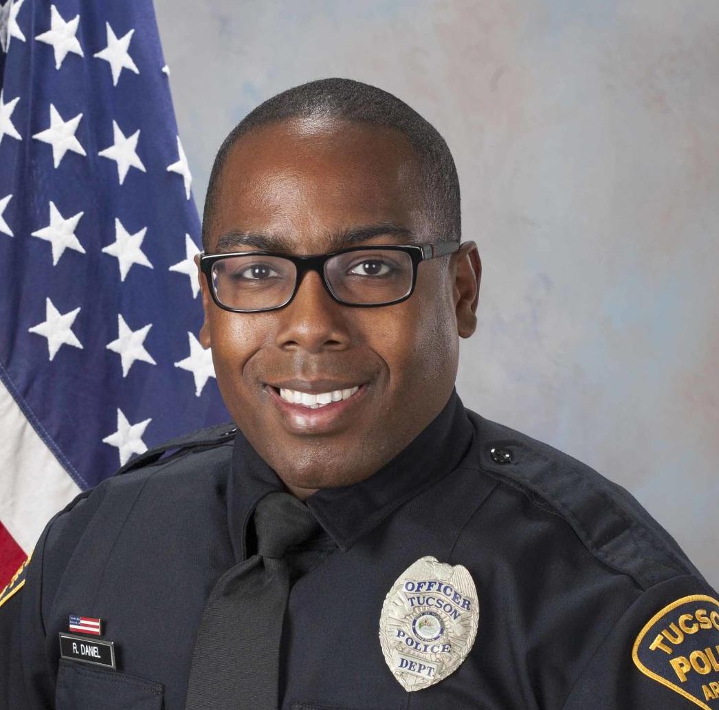 Ex Tucson police officer accused of unlawful sexual conduct gets