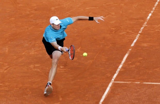 Marathon Man Isner at it again    