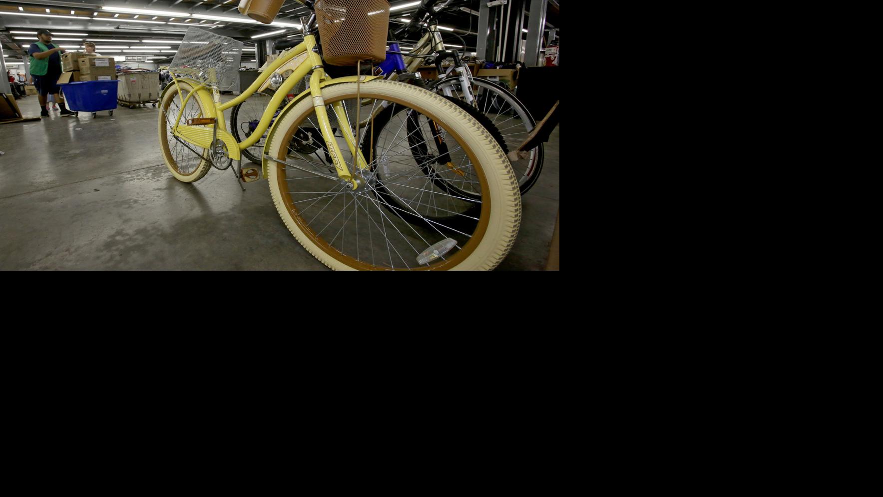 Bargain shoppers sell out popular UA rummage sale in one day