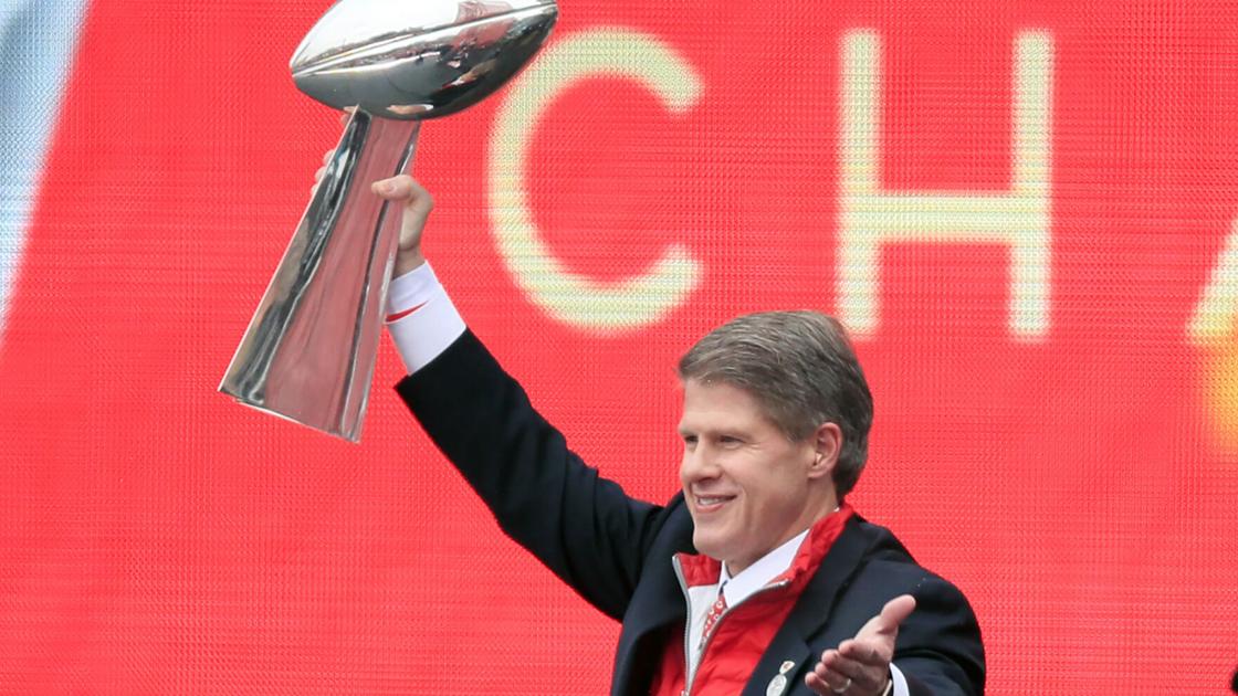 Chiefs’ Hunt, Eagles’ Lurie behind Super Bowl-winning teams