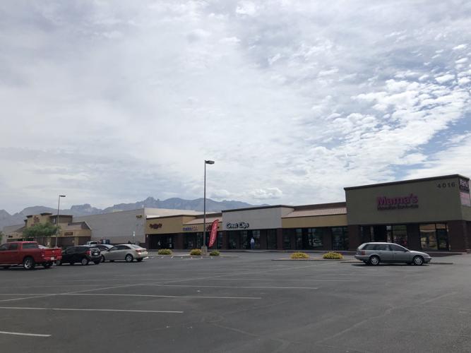 Shoppes at 1st & Roger