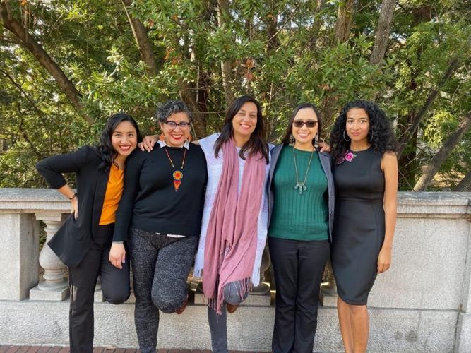 Chicana M(other)work