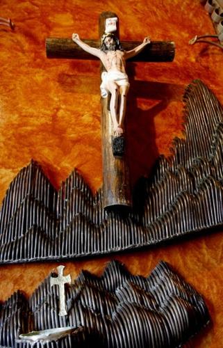 Tucson Oddity: Little, custom-made chapel a welcoming spiritual haven