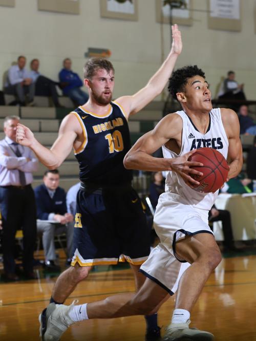 Pima Aztecs Vs Highland In Njcaa Basketball Tournament Tucson Com