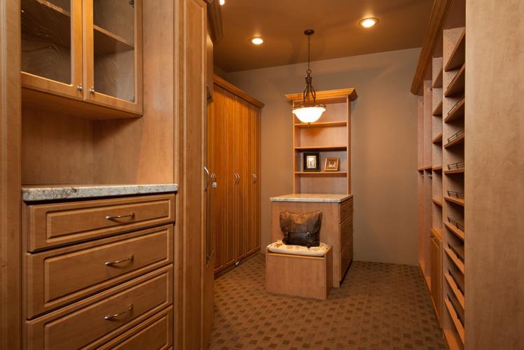 $2 million home on Hanging Rock Court