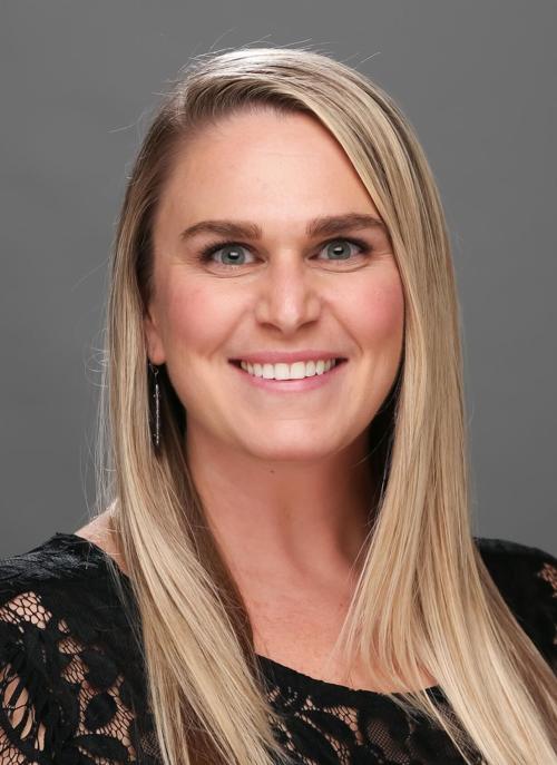 022022-tuc-spt-uawomenshoops-p1