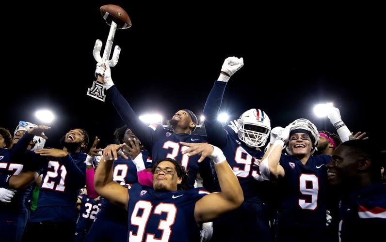 090923-tuc-spt-uafb-storylines-P5