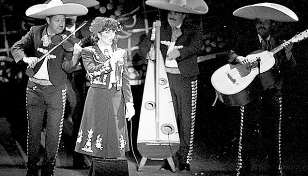 Tucson Time Capsule : Ronstadt homecoming  