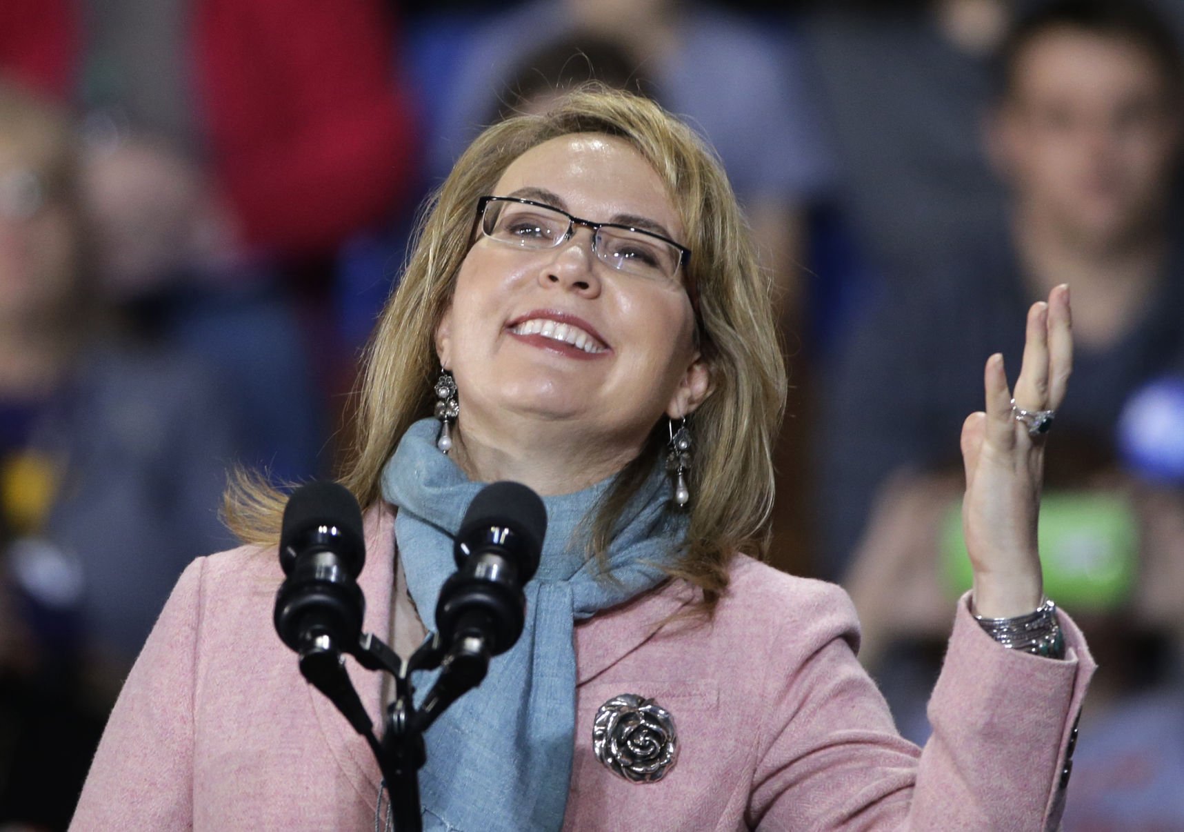 Former Arizona Rep. Gabby Giffords Supports Ohio Democrat | Local News ...