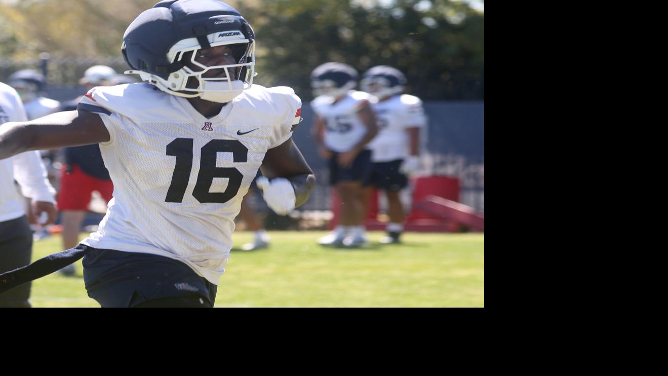 Everett Roussaw a 'pleasant surprise' at linebacker for the Arizona Wildcats