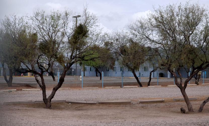 Critics blast planned ICE facility in Marana