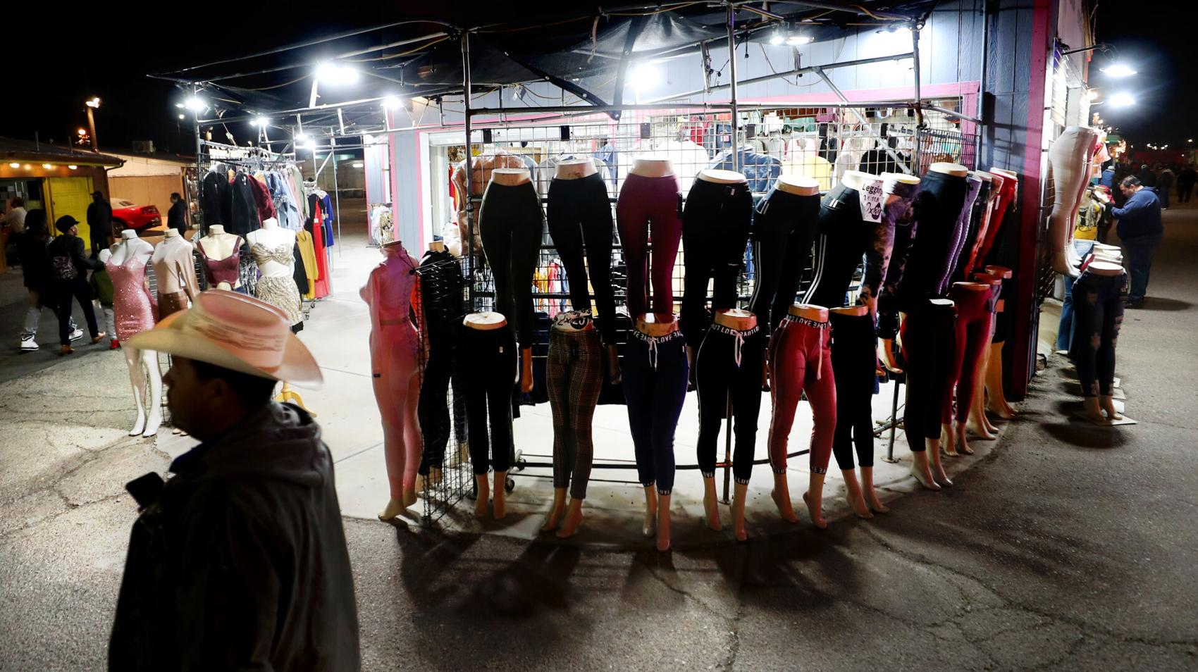 Photos Tanque Verde Swap Meet