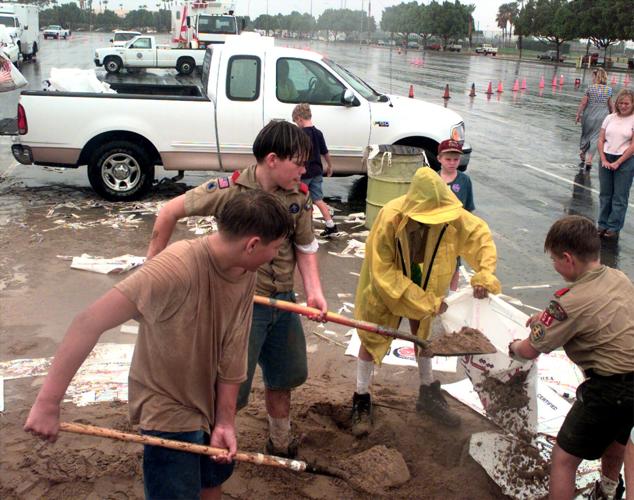 Hurricane Nora, 1997