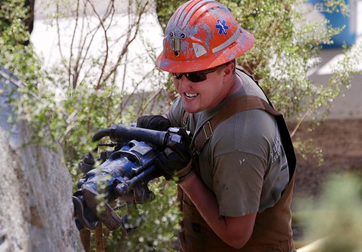 UA rock-drilling competition