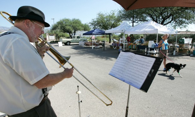 Find desert's treasures at market   