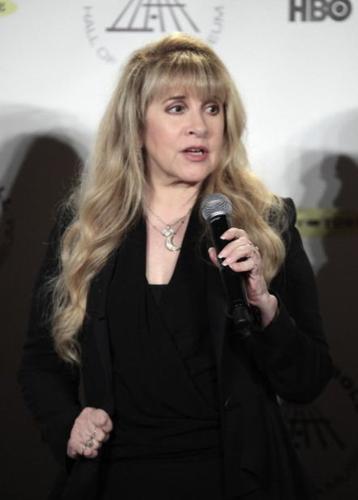 Ronstadt feted by Rock and Roll Hall of Fame