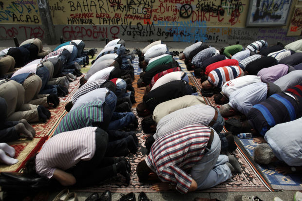 Uneasy week tarnishes Turkey's image abroad    