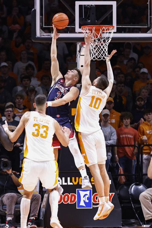 122321-tuc-spt-uabkrail-p1