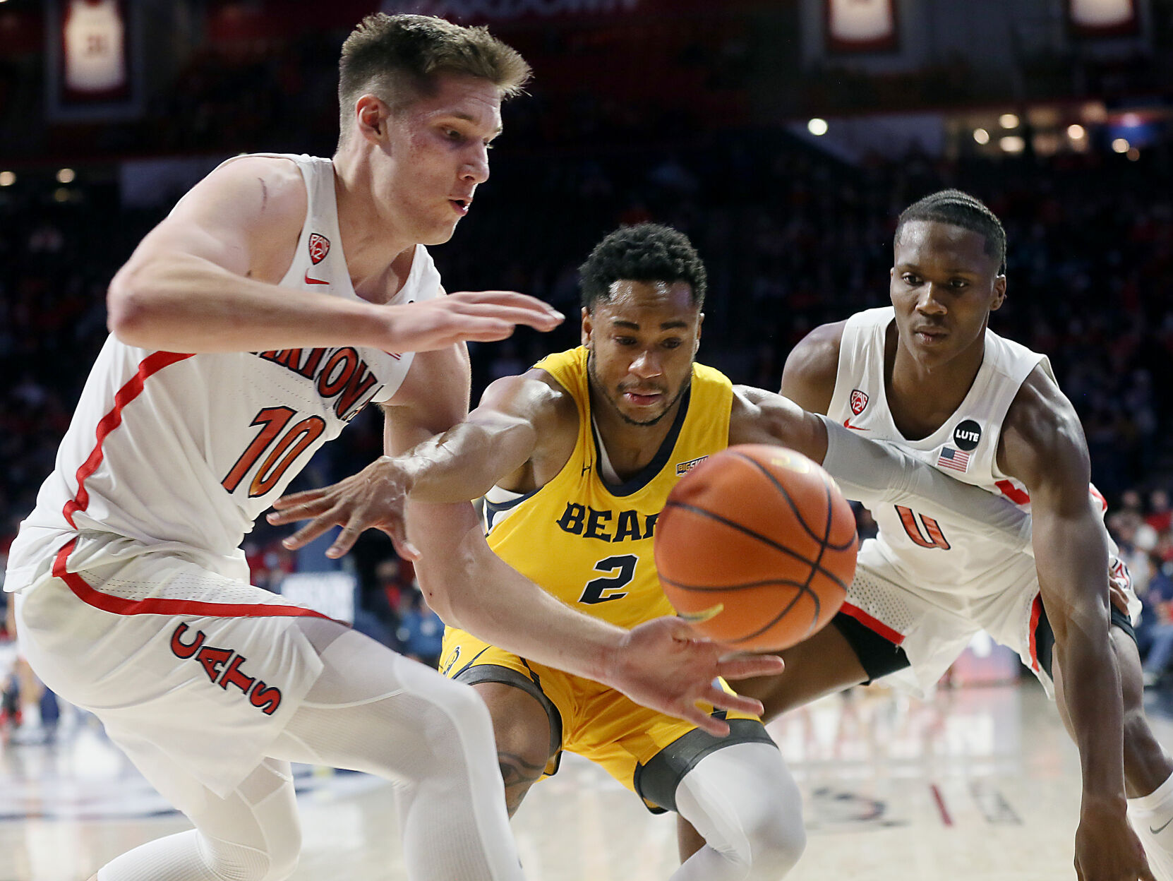 121621-tuc-spt-uabk-p1