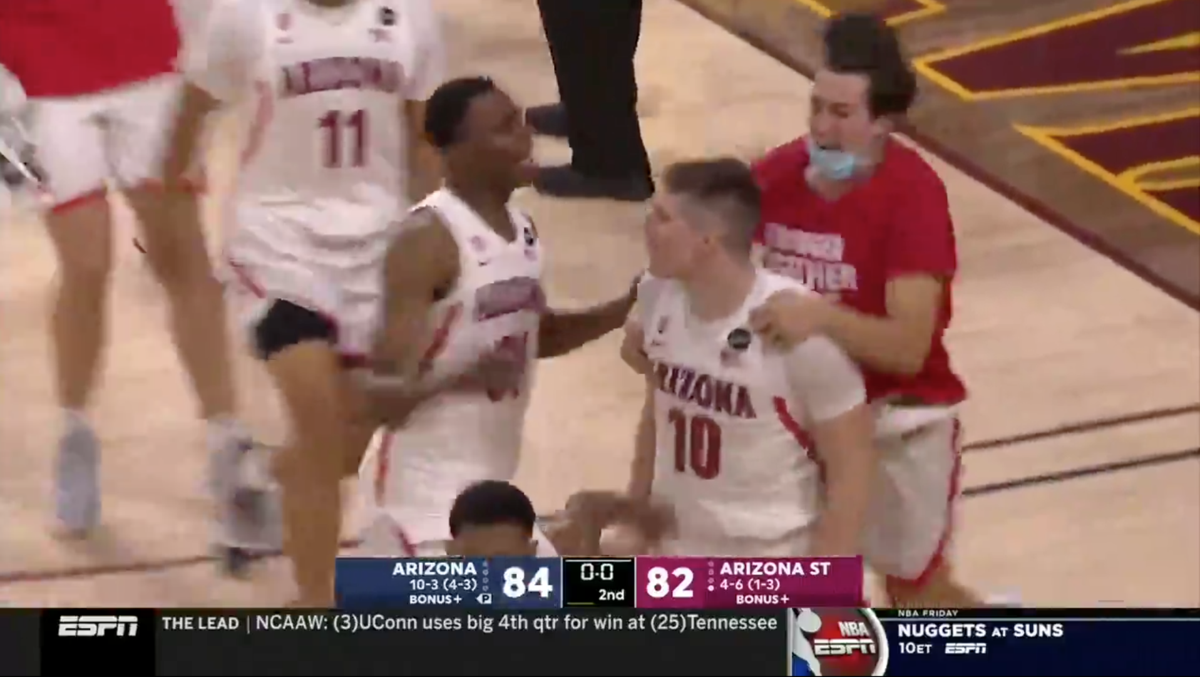 Azuolas Tubelis' game-winner (ESPN TV screen grab)
