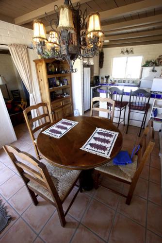 LIVING WITH ART, creating a home    