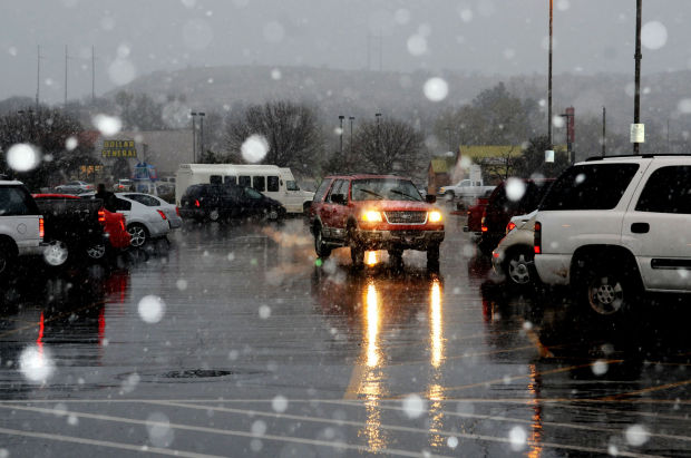 Snow falls in Nogales area