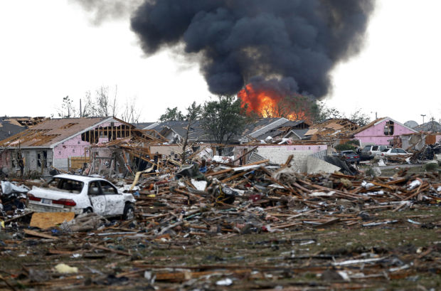 Massive tornado strikes Oklahoma