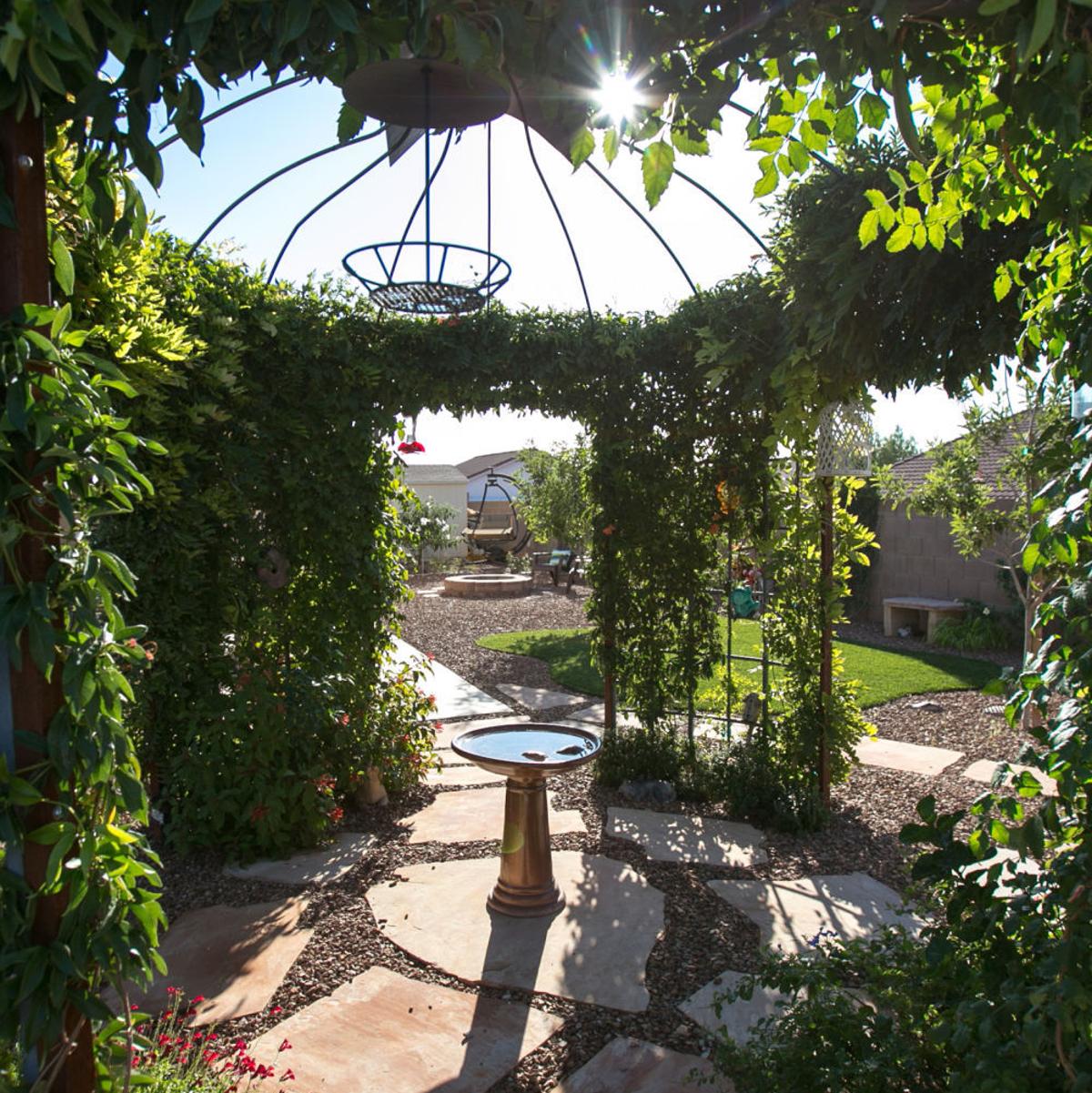 Fall Garden Tours Are Good Places To Harvest Ideas Home Garden