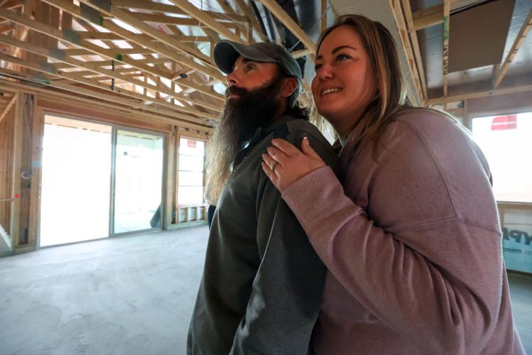 Heartfelt messages fill wounded veteran's new Vail home