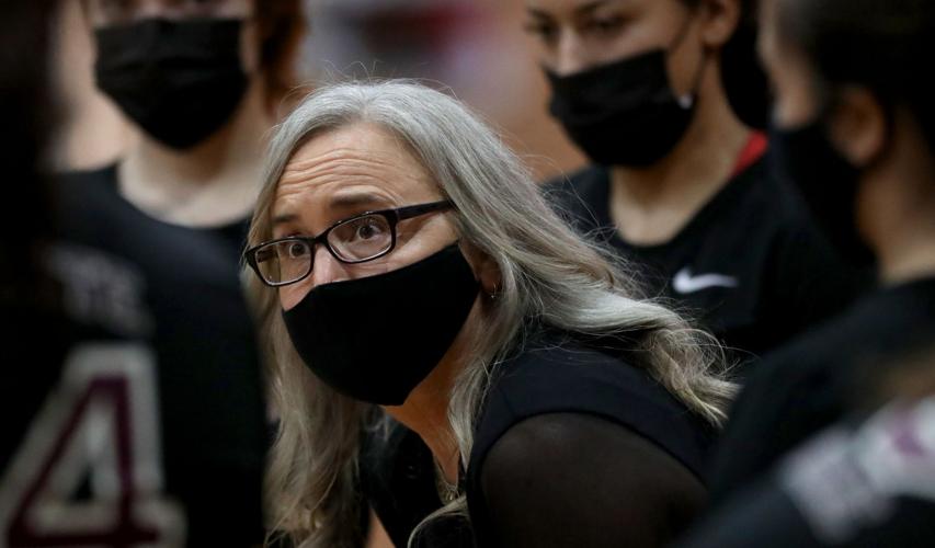 112020-spt-hs valleyball-p14.jpg