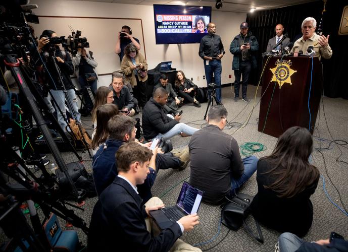 Tim Steller's column: Spotlight on Tucson exposes sheriff, global gossips