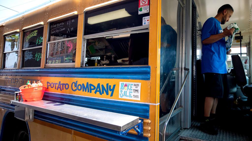 Tucson S Half Baked Food Bus Serves Pot Themed Potatoes Tucson Restaurant News Tucson Com
