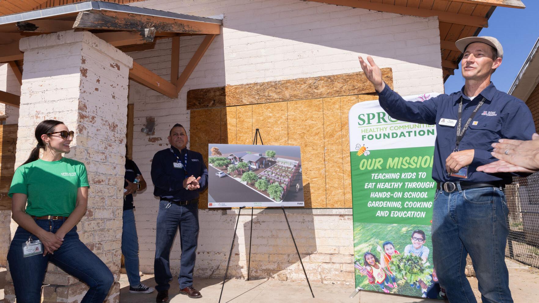 Tucson school gardens program to grow thanks to donation - Vimarsana News