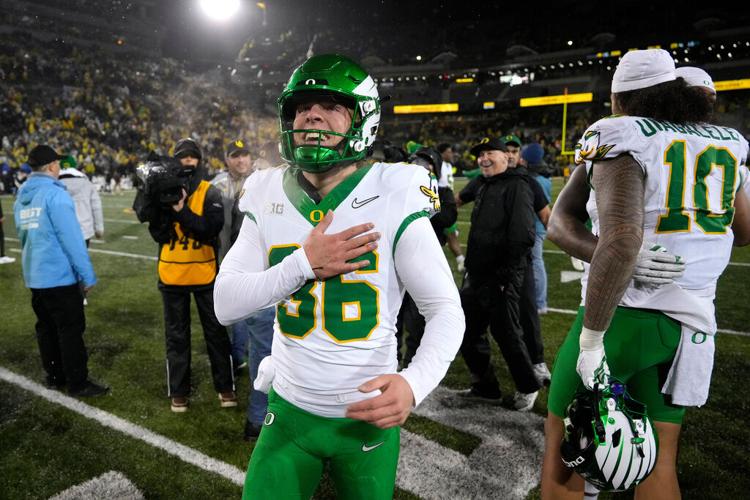 Oregon Iowa Football