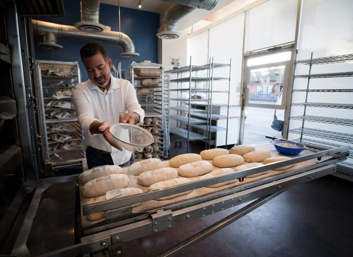 Don Guerra, Barrio Bread (le)