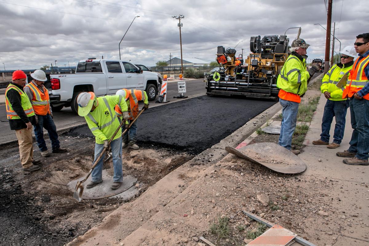 Valencia Road milling and paving