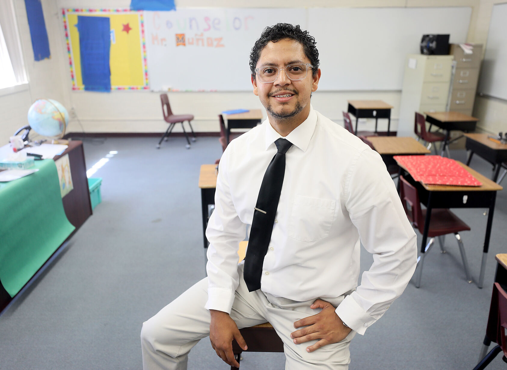 110721-tuc-metro-school counselors-p1.jpg (le)