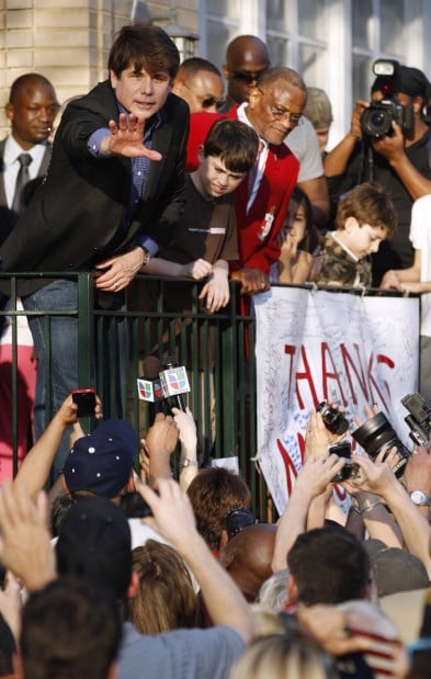 Blagojevich basks in spotlight 1 last time; now, off to prison    