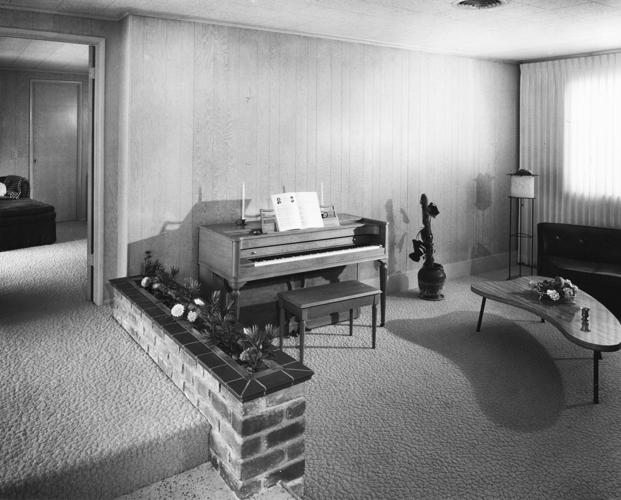 1960 photos: Spacious home in Hidden Valley