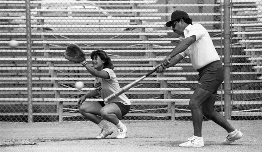 Mike Candrea, Arizona softball