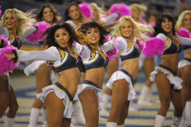 Photos: NFL cheerleaders take the field - Week 6