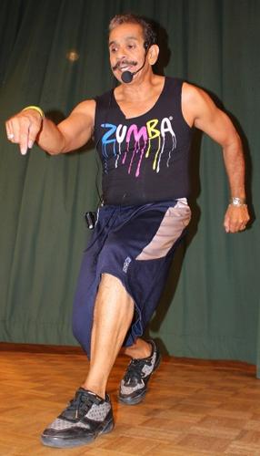 Zumba, un ejercicio con ritmo y sabor    