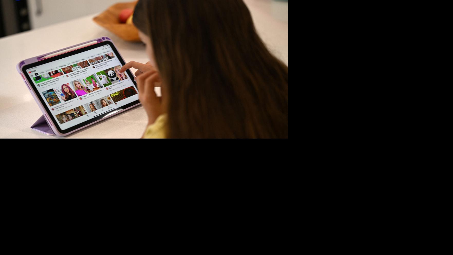 Does social media really addict us? | Froma Harrop