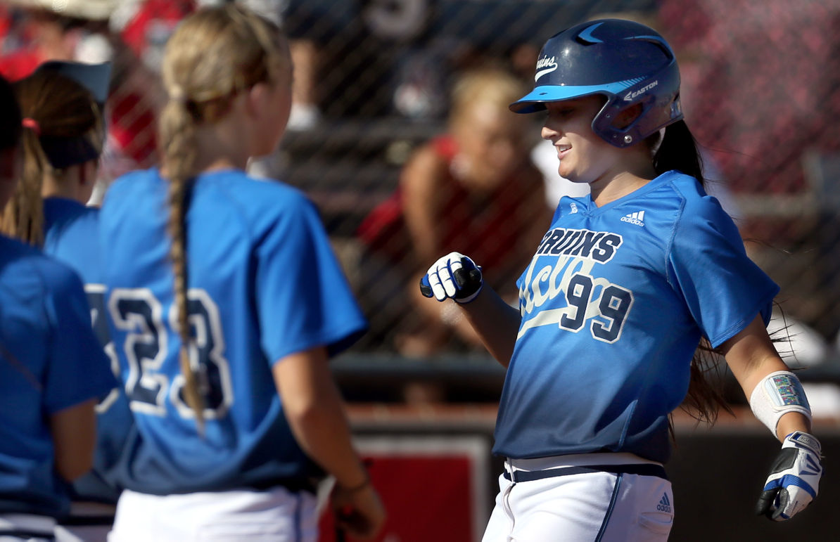 No. 14 UCLA 8, No. 17 Arizona 6