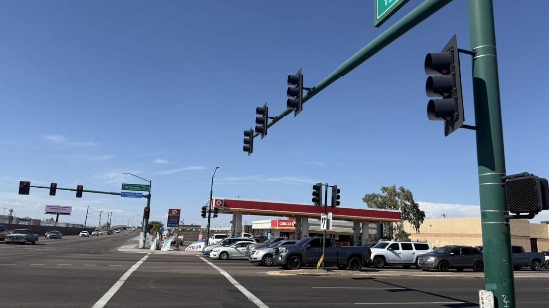 Tempe police report describes violent Phoenix traffic stop