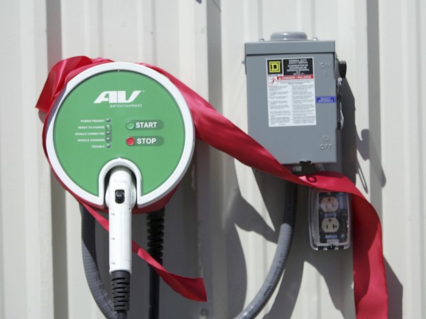 UA shifts toward electric-vehicle use   