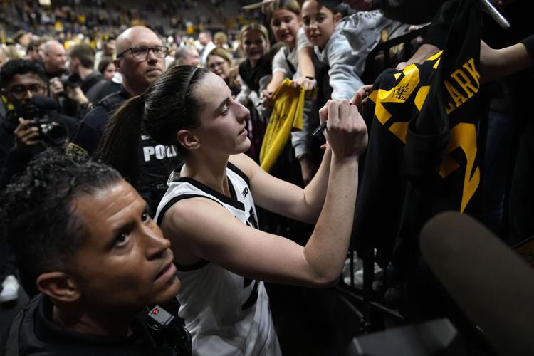 Nebraska Iowa Basketball